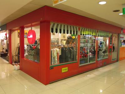 Func Deko, The Design Practice, Modern, Commercial, Shop Exterior, Exterior, Shop Entrance, Shop Front, Exit, Entrance, Red, Kiosk