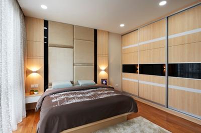 Andrews Ave, DC Vision Design, Contemporary, Bedroom, Landed, Recessed Lights, Sling Curtain, King Size Bed, Cushioned Panels, Bedrunner, Wall Mounted Lights, Wooden Wall, Wooden Wardrobe, Sliding Wardrobe, Wooden Floor, Cozy, Comfortable, Relax
