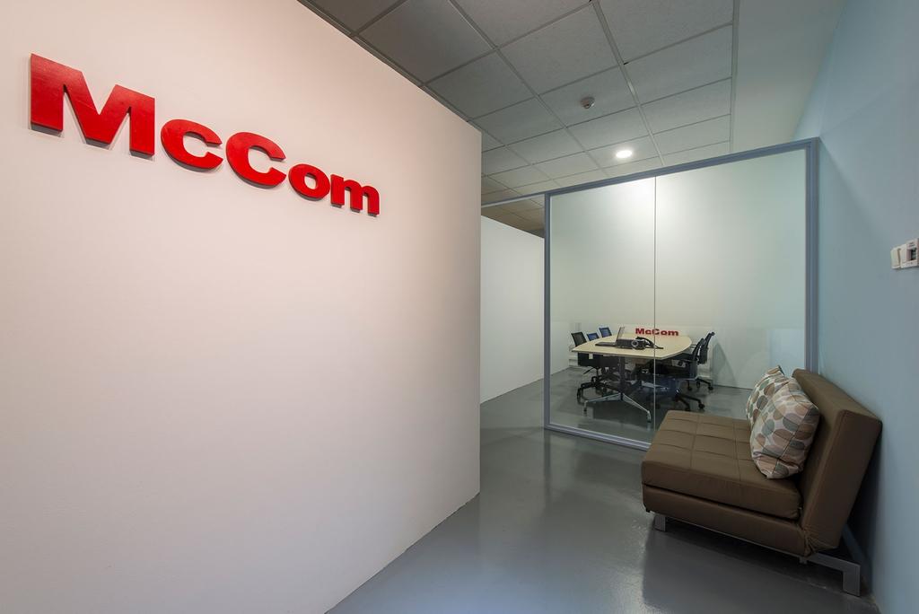 McCom Office, Commercial, Interior Designer, Ace's Design, Modern