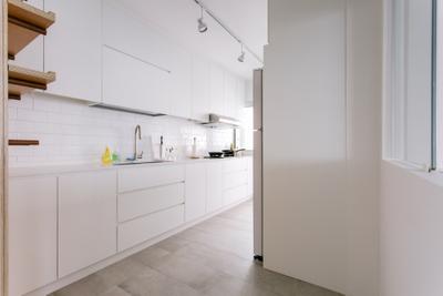 Waterway Woodcress (Block 666A), Third Avenue Studio, Minimalist, Kitchen, HDB, Tiles, Monochrome, White, All White, Expansive, Simple, Uncluttered, Subway Tiles, White Cabinet, Knobless, White Track Lights