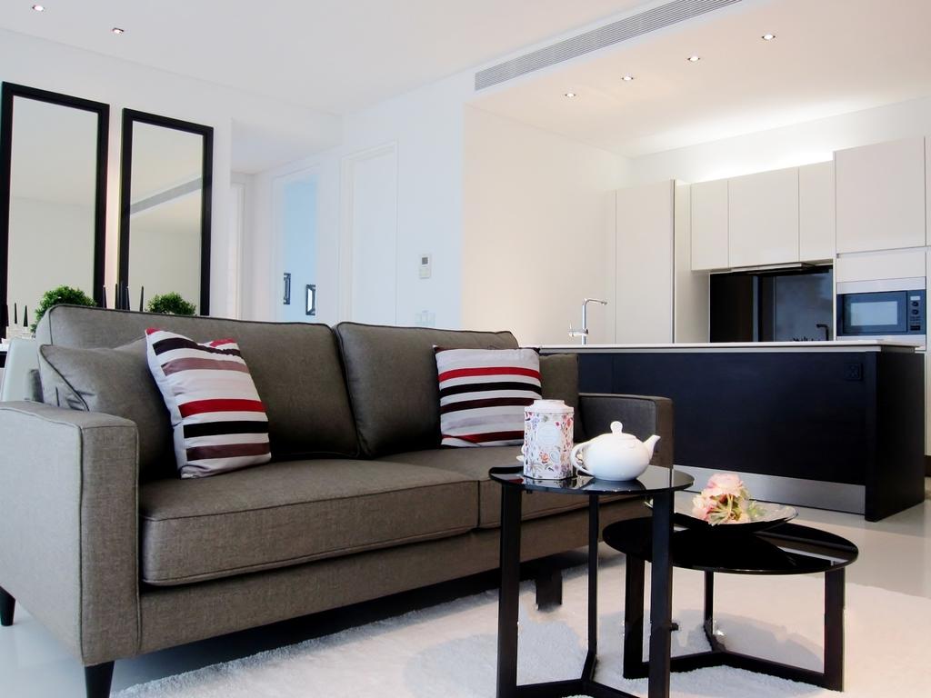 Modern, Condo, Living Room, Scotts Square 3, Interior Designer, Designe Couture, Mirror, Sofa, Coffee Table, White Carpet
