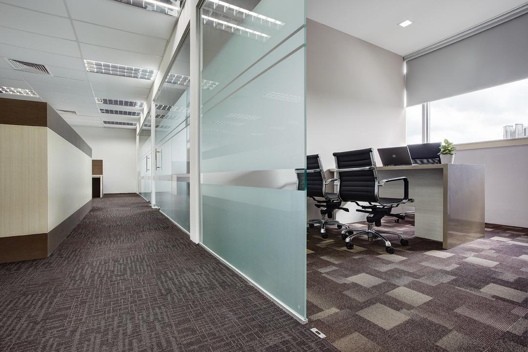 Jurong Office, D5 Studio Image, Traditional, Study, Commercial, Office, Working, Desk, Cubicle, Carpeted Floor, Glass Door, Blinds, White Blind, Corridor