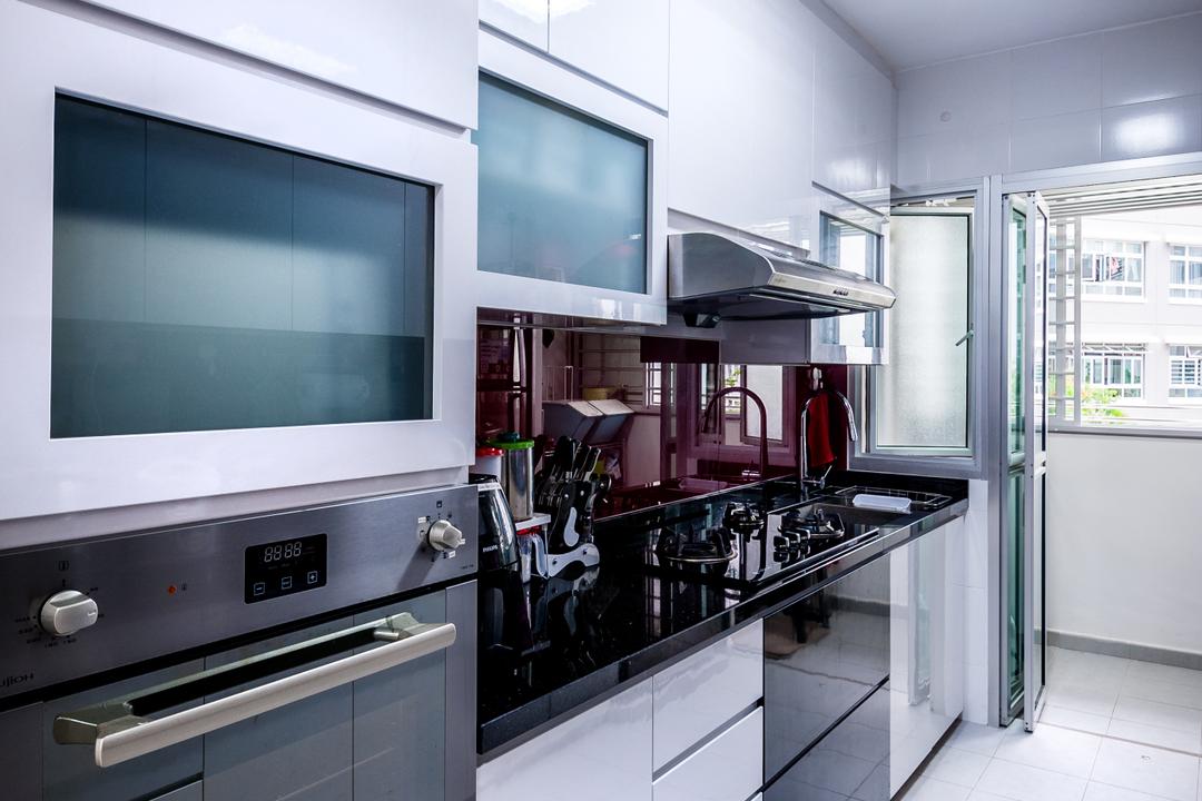 Anchorvale Street (Block 331A), Le Interi, Contemporary, Kitchen, HDB, Ceiling Lights, Tiled Flooring, White Cabinets, White Drawers, Red Backsplash, Indoors, Interior Design, Room