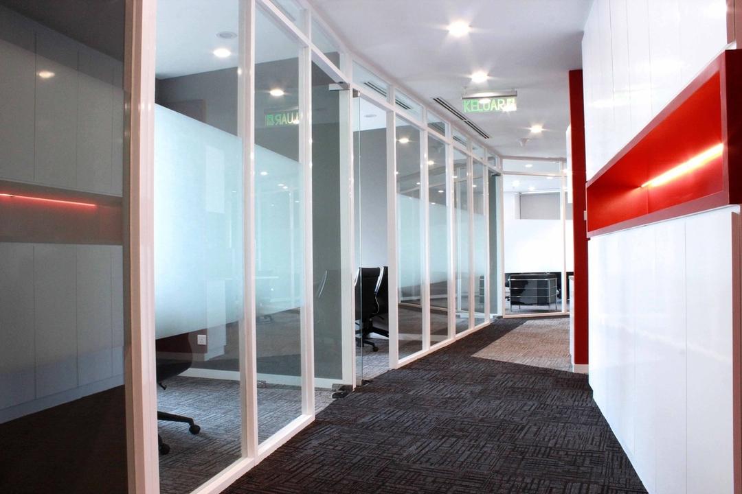 Circor Energy Office @ Maxis tower, MLA Design, Modern, Commercial, Office, White, Red, Glass Doors, Recessed Lightings, Corridor