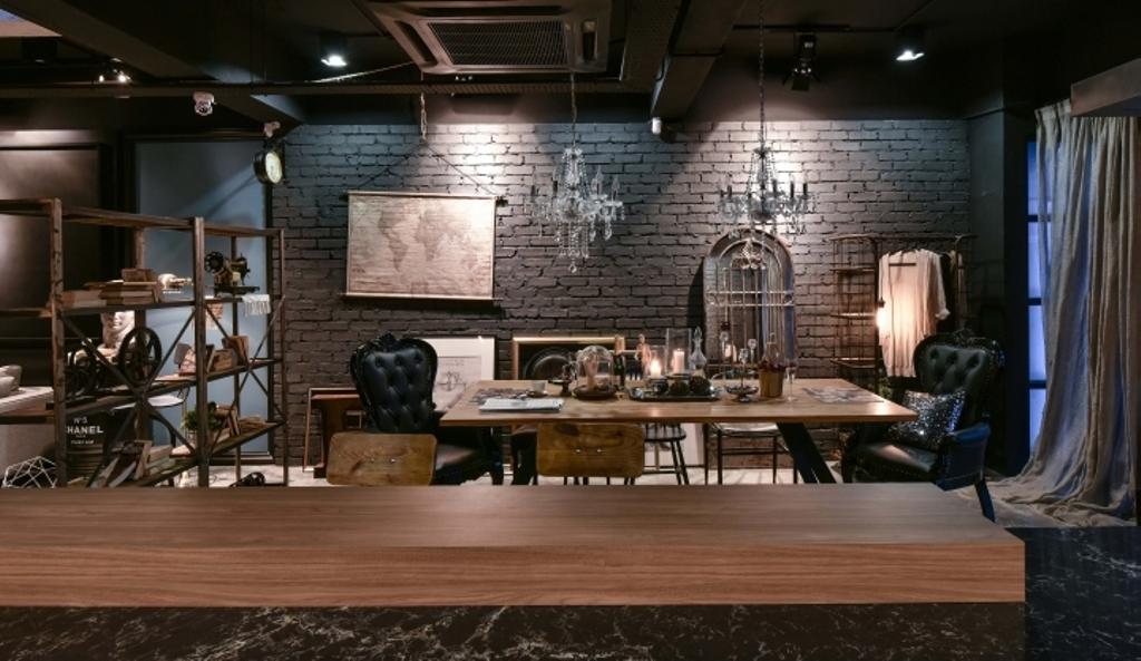 The Roof Lifestyle Concept Studio, Commercial, Interior Designer, The Roof Studio, Eclectic, Industrial, Apartment, Building, Housing, Indoors, Loft, Dining Table, Furniture, Table