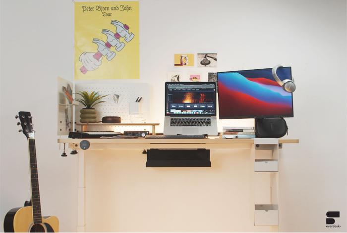 everdesk+ max standing desk