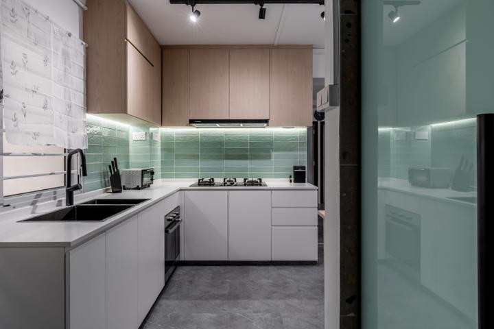 Tampines Street 72 by H Design