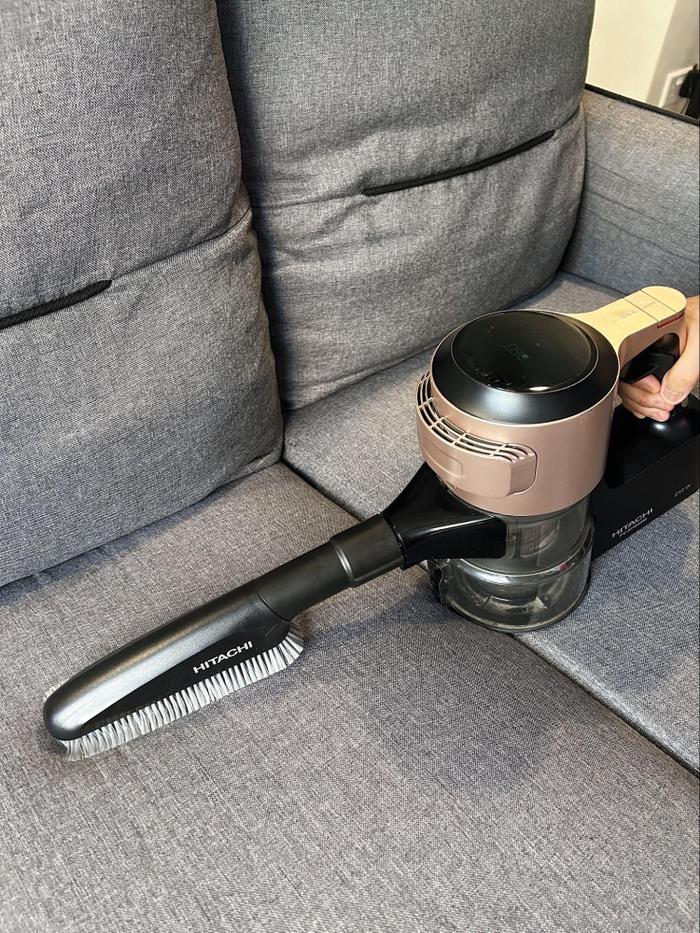 hitachi cordless vacuum