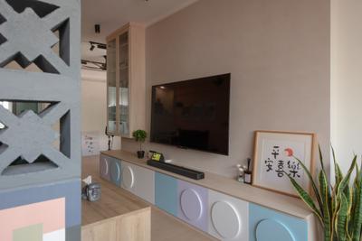 Hougang Avenue 5, Urban Home Design 二本設計家, Retro, Eclectic, Living Room, HDB, Pastel, Tv Console