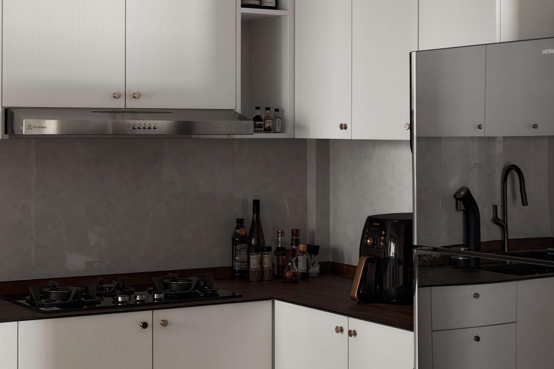 Ubi Grove, ELPIS Interior Design, Modern, Kitchen, HDB, Kitchen Cabinets, Backsplash, Kitchen Island