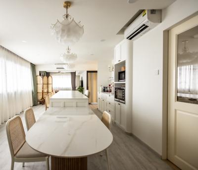 Choa Chu Kang 5-room resale living room