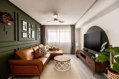 Choa Chu Kang 5-room resale living room