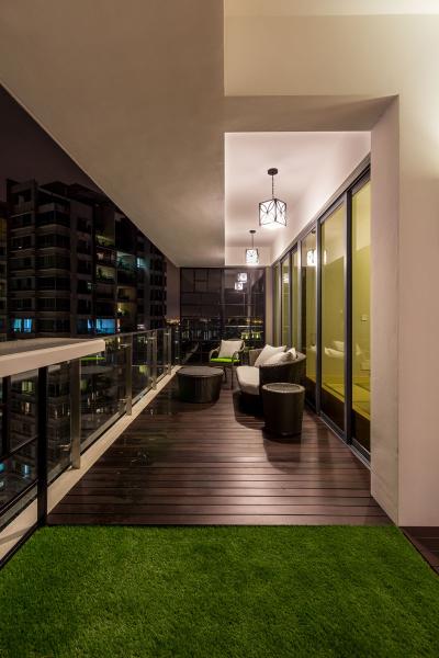 The Trizon, Fineline Design, Contemporary, Balcony, Condo, Wood Floor, Carpet Grass, Cup