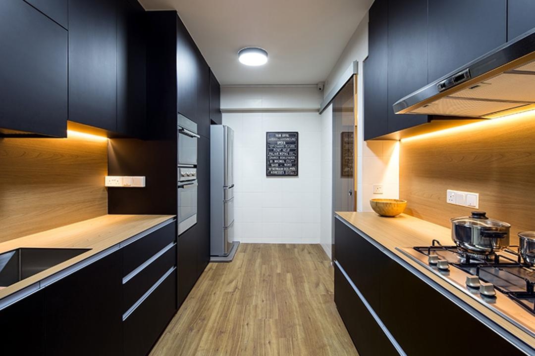 Punggol Topaz, Icon Interior Design, Modern, Kitchen, HDB, Parallel Layout, Gallery Kitchen, Black Cabinets, Easy To Maintain, Cabinetry Lighting, Warm Lighting, Concealed Lighting, Backsplash, White Light, Stove, Kitchen Counter, Knobless, Drawers, Plaque, Indoors, Interior Design, Lighting