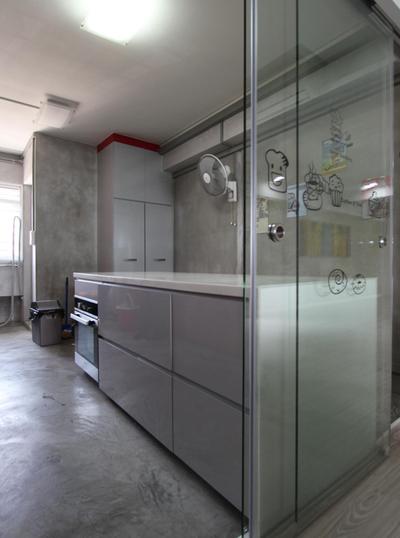 Pasir Ris (Block 642), Ingenious Design Solutions, Traditional, Kitchen, HDB, Cement Flooring, Glass Wall, Kitchen Countertop, Glossy, Laminates, Doors, Sliding Door, White, Grey, Appliance, Electrical Device, Oven