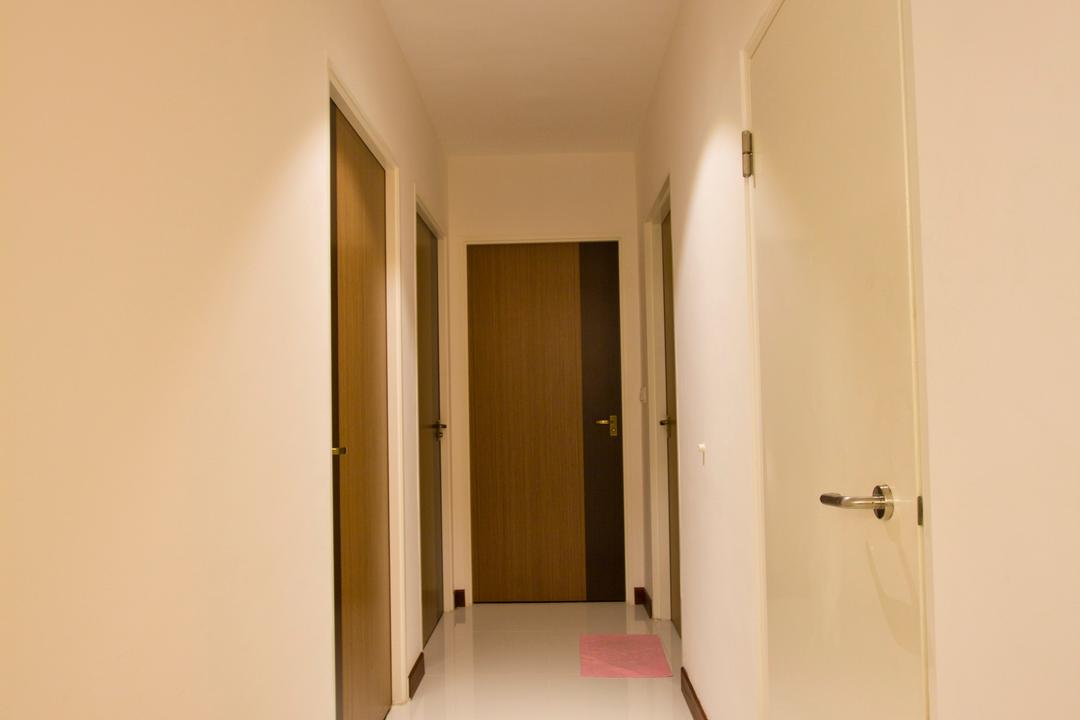 Upper Serangoon Crescent (Block 477), MET Interior, Contemporary, HDB, Storeroom, Marble Tiles, Wood Door, Corridor