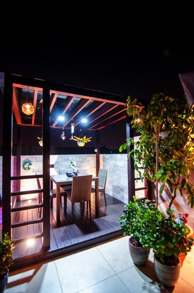 Blossom Residences (Block 30), IdeasXchange, Contemporary, Balcony, Condo, Trellis, Patio, Wooden Beam, Plants, Potted Plants, Dining Table, Platform, Dining Chairs, Flora, Jar, Plant, Potted Plant, Pottery, Vase, Chair, Furniture, Cafe, Restaurant, Lighting